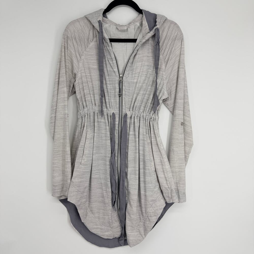 Lululemon Vitality Jacket Hooded Lightweight Gray Tie Waist Athleisure Womens 8